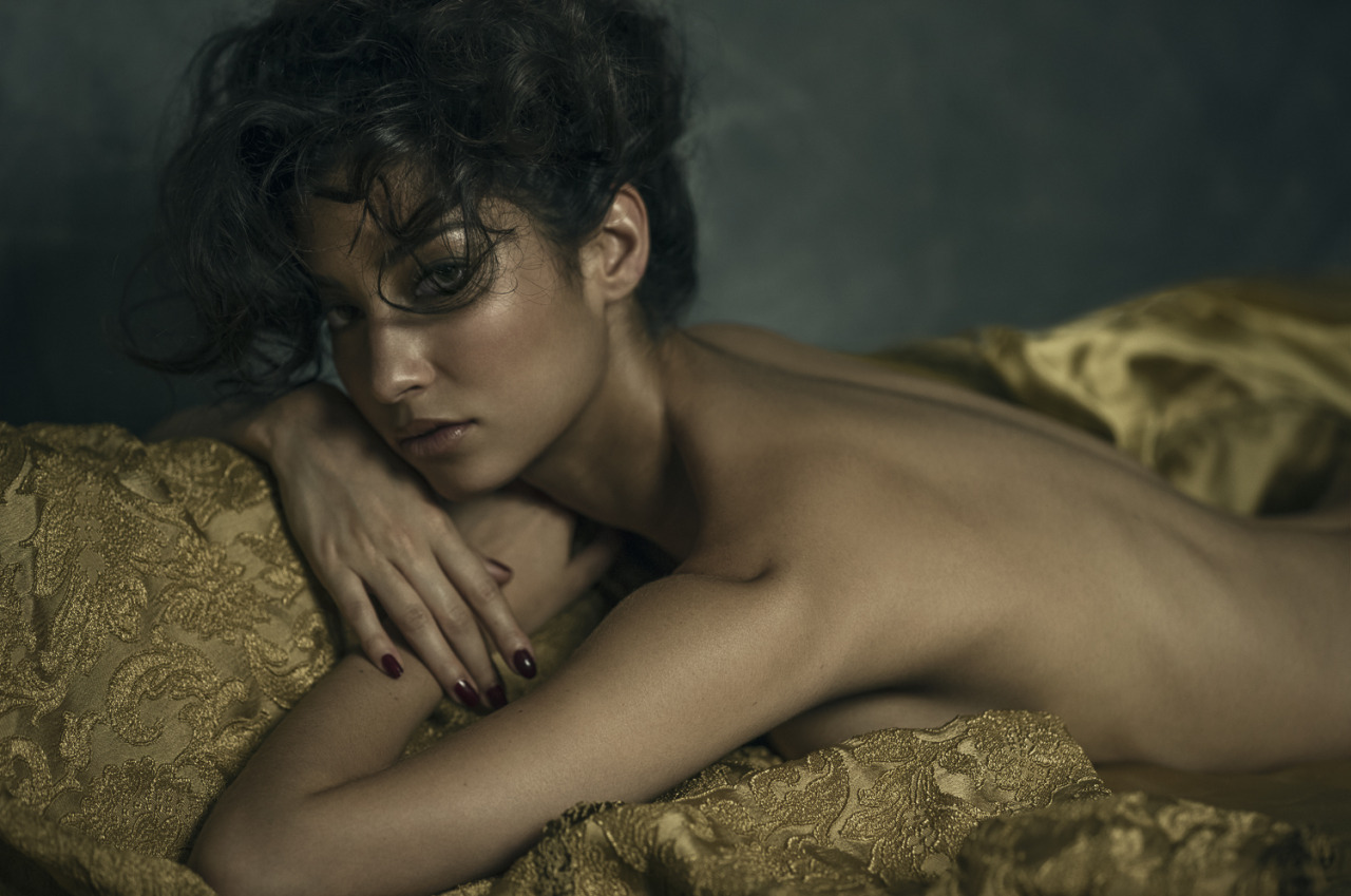 alltheperfect10s:  Emilie Payet #1