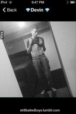 straightboyspics:  I only like straight boys :PMore STRAIGHT BOYS PICS Here!