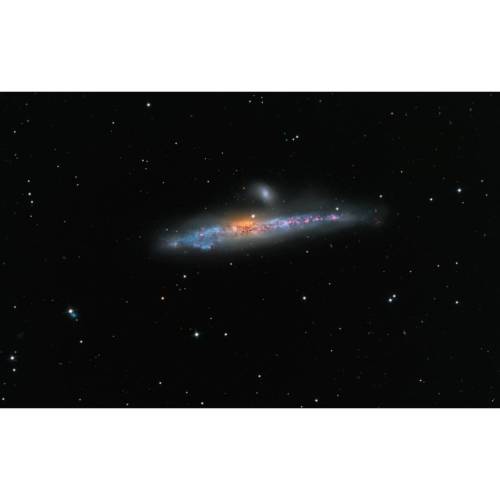 Sex NGC 4631: The Whale Galaxy #nasa #apod #ngc4631 pictures