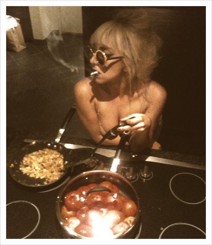 VANITY ϟ HAUS