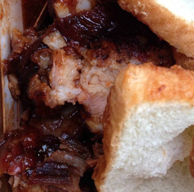 black-exchange:  Lem’s Bar-B-Q  lemsque.com  Chicago, IL  CLICK HERE for more black-owned
