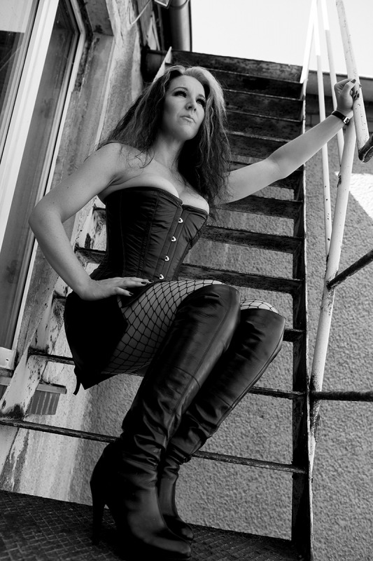 denofiniquityla:   LADY PHOENIX visiting LA September 2nd, 3rd, 12th, &amp;