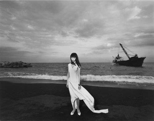 mononoowari:Tomo Akikawabaya 2LP coming soon on Minimal Wave, featuring the stunning Rena Anju