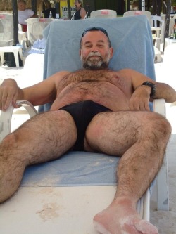 bearluvr2479:  Daddies, Bears, and Cubs!