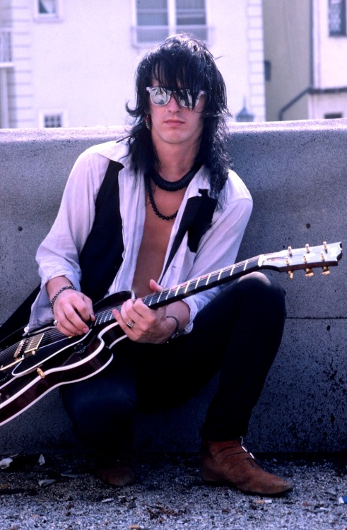 sunrise9memories - Izzy Stradlin, 1987