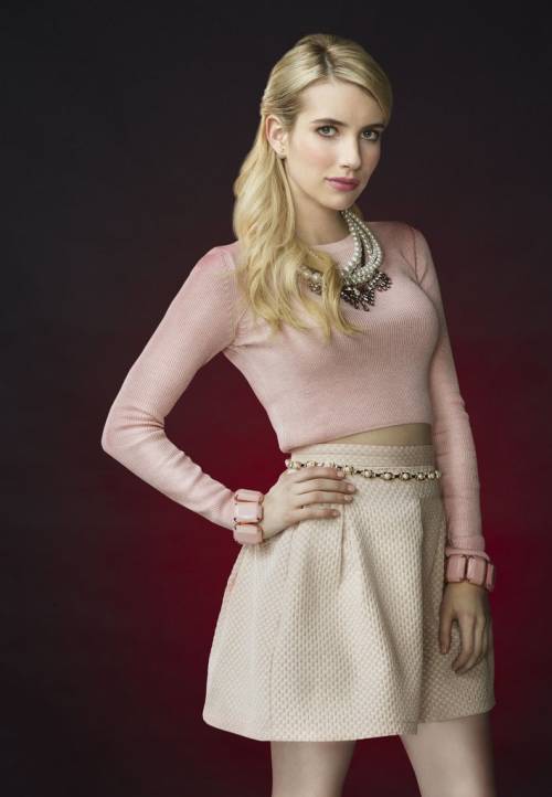 lonesomedreamereccentriclover: Emma Roberts 