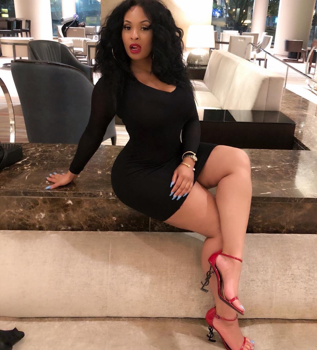 thicksexyasswomen:  pcan6969:  Tiff  Well@thicksexyasswomen 