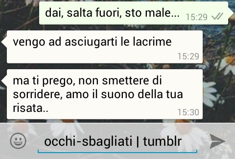 ashlyn0405:  isuoiocchidentroimiei:  prendimilamanoepoiportamilontano:  occhi-sbagliati:  I sorrisi dopo le lacrime… (non levate la fonte, grazie)  Oh  fortunati voi co sti messaggi, io al massimo dalla finestra vedo le vecchiette che cucinano ma boh