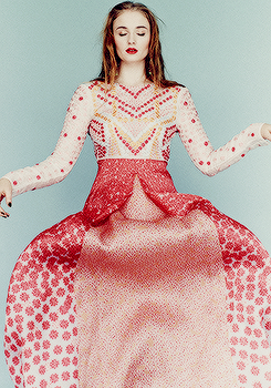  Sophie Turner for Nylon Singapore (July 2014) 