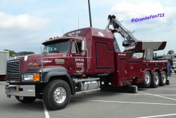 semitrckn:  Mack custom Cl 60 ton rotator 