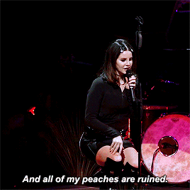dailylarina:  Lana performing Cherry at Well Fargo Center in Philadelphia, USA. //