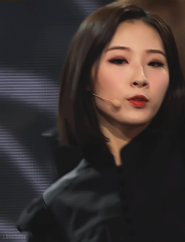 lovemase:(190227) Haseul - Butterfly