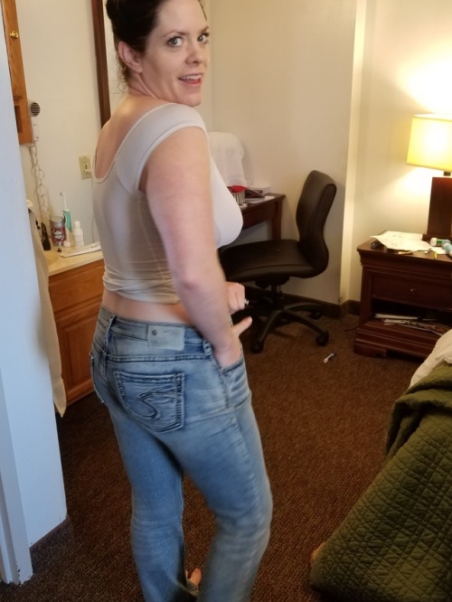 XXX mormonmarine84:My sexy Mormon wife Diane photo