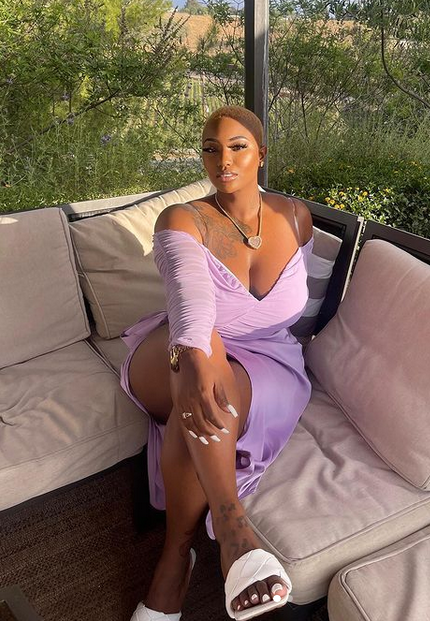 leelee760:  fletchertrowan:   Keysha Brown, IG: keyshasuperbaddMelanin Queen 🤎💯🌹
