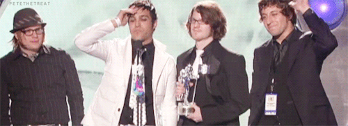 petethetreat:  First VMA win 2005|Latest VMA win 2015 