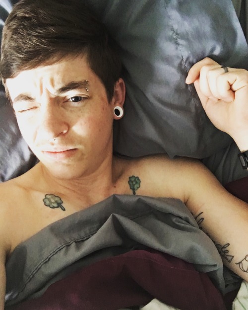 scumbugg: adamthelionking: It was 70*F yesterday.  What kind of hell are you in why is there snow