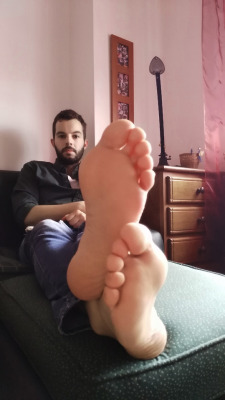 meatymalefeet