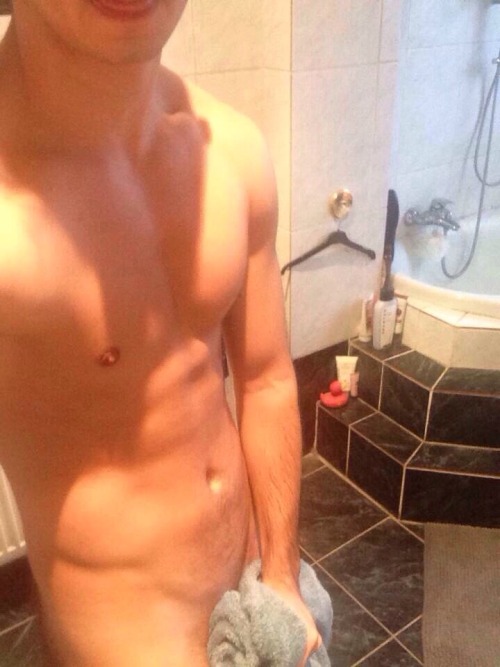 ksufraternitybrother:  KSU-Frat Guy:  Over adult photos