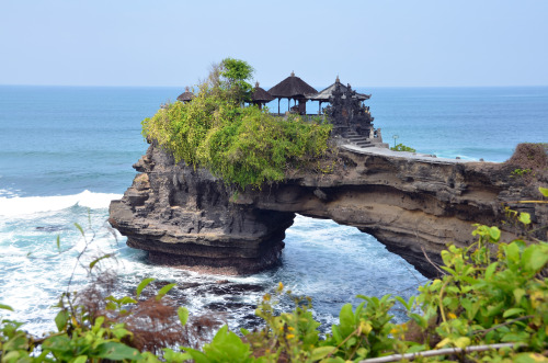 haihui-anyhoo:   Tanah Lot -  Bali, Indonezia