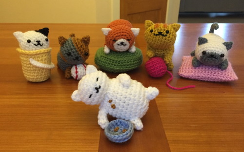 tamigurumi:Neko Atsume cats– Tubbs, Spots, Spooky, Ginger, Fred, and Marshmallow designed and croche