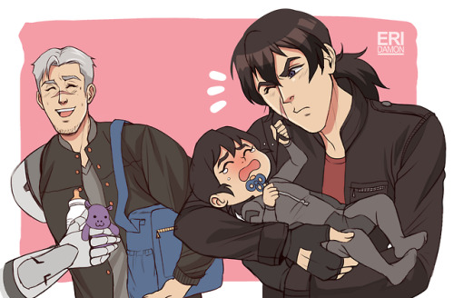 eri-damon:Older sheith with baby Shiro clone (Sven) ❤Keith´s got everything under control.