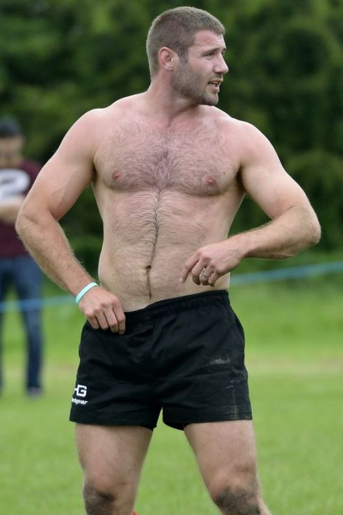 latinbtminlondon:  marriedmen:  Ben Cohen jerking off.  This guy is even hotter in real life!!  Oh my!