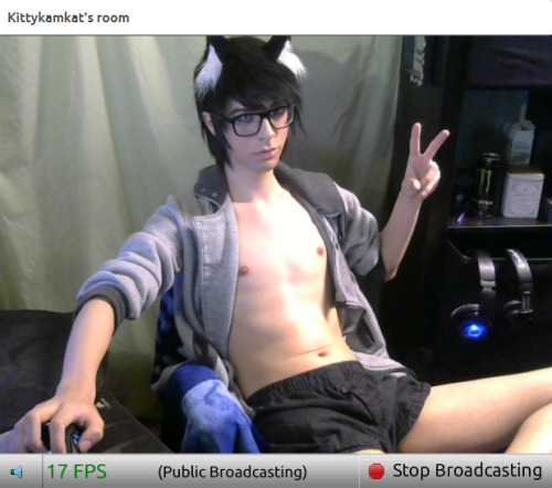 hey come join my room :3 I’m chillin in my new boxers ^.^chaturbate.com/kittykamkat/