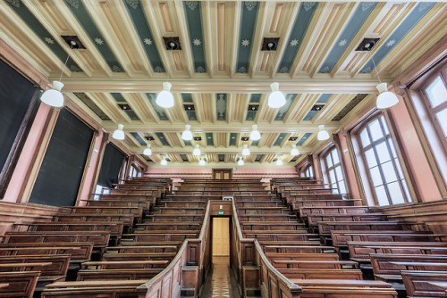 vintagepales2: Sorbonne University, Paris, France