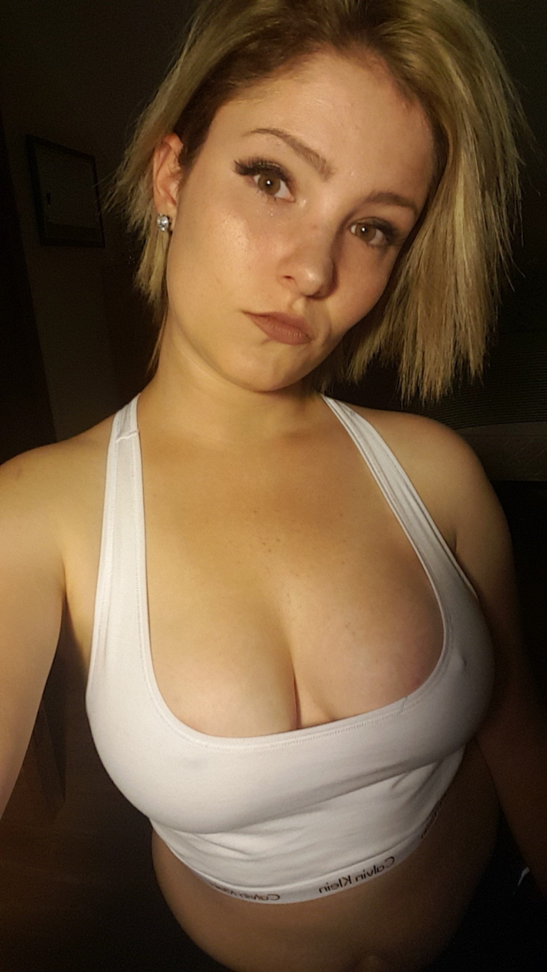 oceanicslogan70m8: Leah ( 25   )