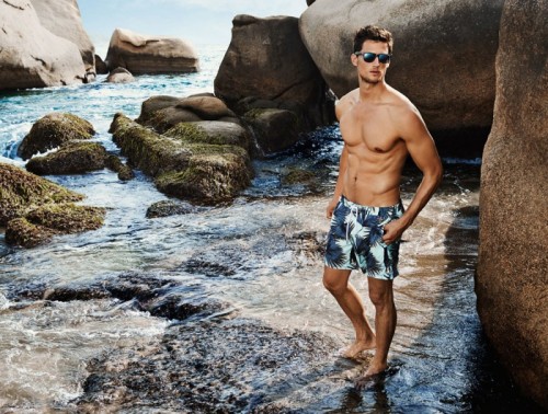 Garrett Neff enjoys a Mexican getaway for River Island’s spring-summer 2016 campaign. Photogra