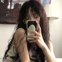 abdicou-se:    eu tentei tanto deixar você ir, da minha mente, das minhas memorias, dos meus sonhos, mas você continua me envolvendo por completo   