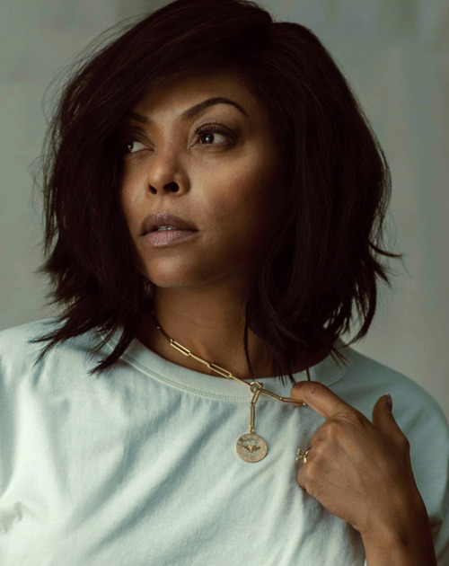 flawlessbeautyqueens:Taraji P. Henson photographed by Sam Taylor Johnson