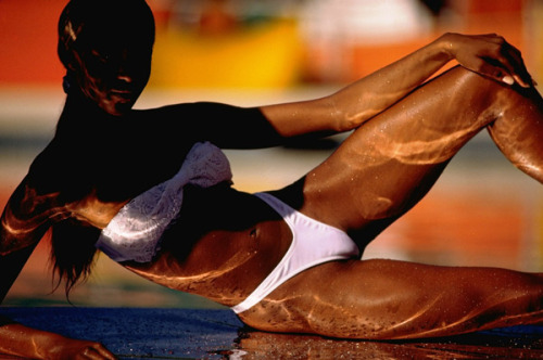 vintagewoc:Naomi Campbell in the Sports Illustrated Swimsuit Edition (1992)