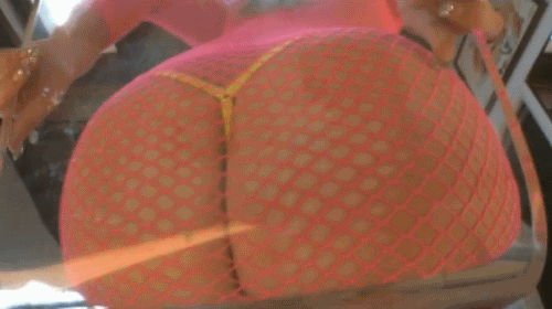 Bombshell Bootys
