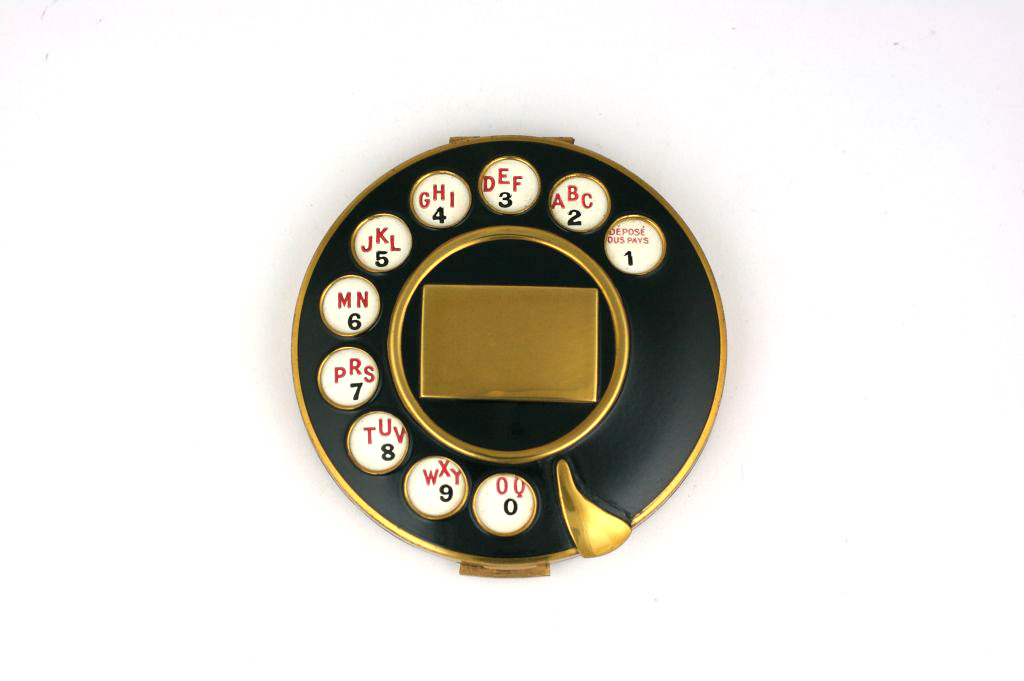 heckyeahvintagecompacts:  tayloralston:  Salvador Dali for Schiaparelli Compact,