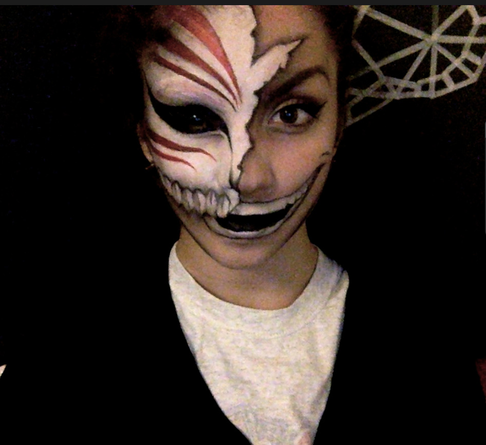 creepfaceart:  My Ichigo/Hollow makeup! Bleach