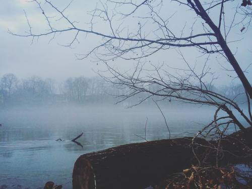 #riverfolk #foggyriver (at Riegelsville Bridge)