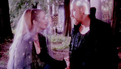 fuckyeaharthuriana:20/55 random arthurian screencapsMorgana and Merlin (Excalibur)