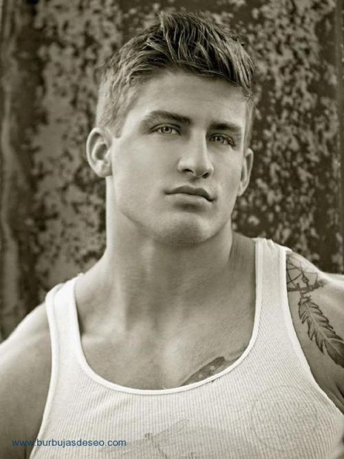 underwunder:  Follow me @underwunder Over 20k followers and 60k posts and counting