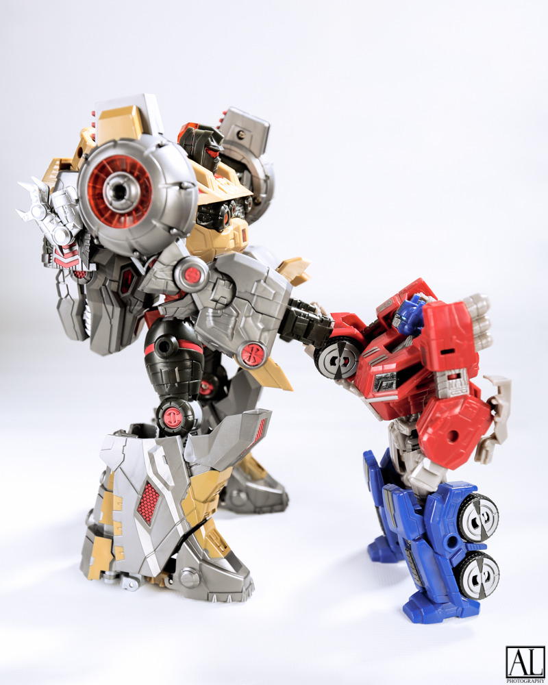 Epic Bro Shake - Planet X Vulcan(Grimlock)