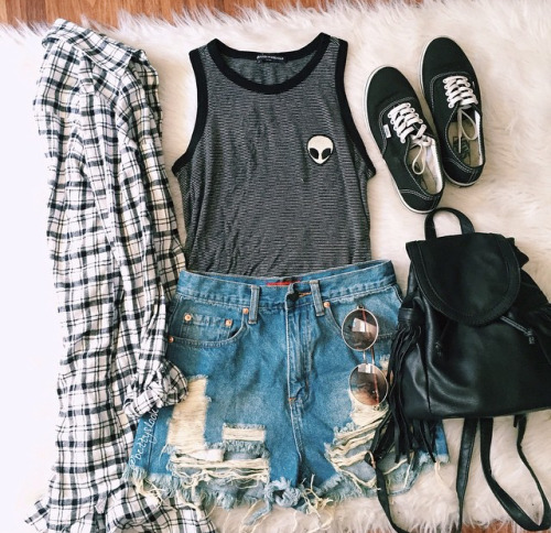 fabulous-looks: Plaid » Short »Bag » 