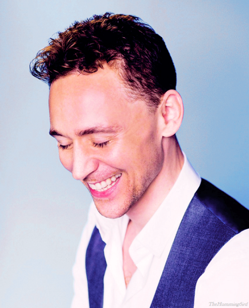 thehumming6ird:Tom Hiddleston at the D23 Expo, 9th August 2013 by Denise Truscello