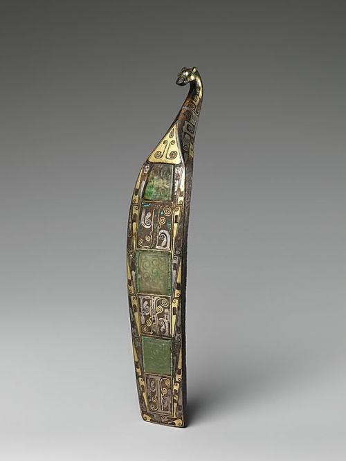 Belt hook Period: Eastern Zhou dynasty, Warring States period (475–221 B.C.) Date: 5th–3