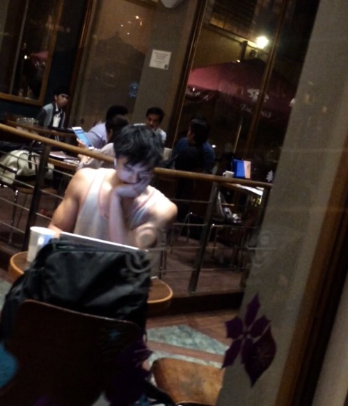 Hot chinito in coffee shop bro