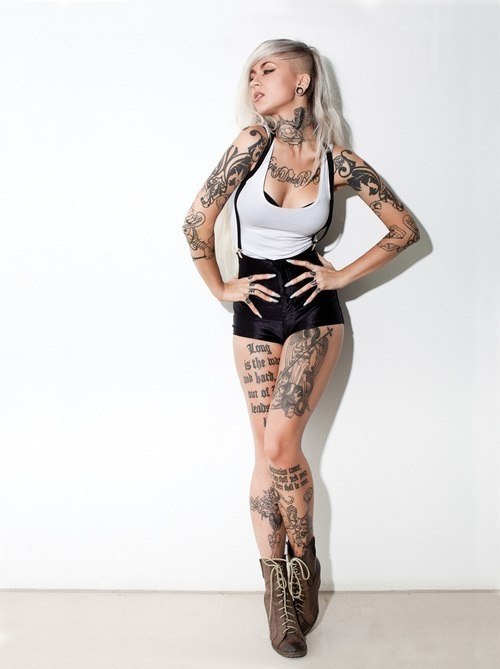 panda-face-mew:  Sara Fabel