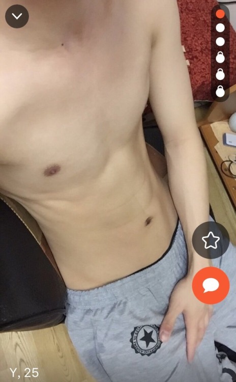 versklkepong22: kuokuo0905:  biggdick1069: 板橋大屌弟 帥氣帶些可愛  帥又可愛