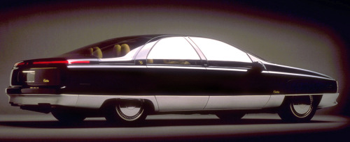 Porn photo carsthatnevermadeit:  Cadillac Voyage concept