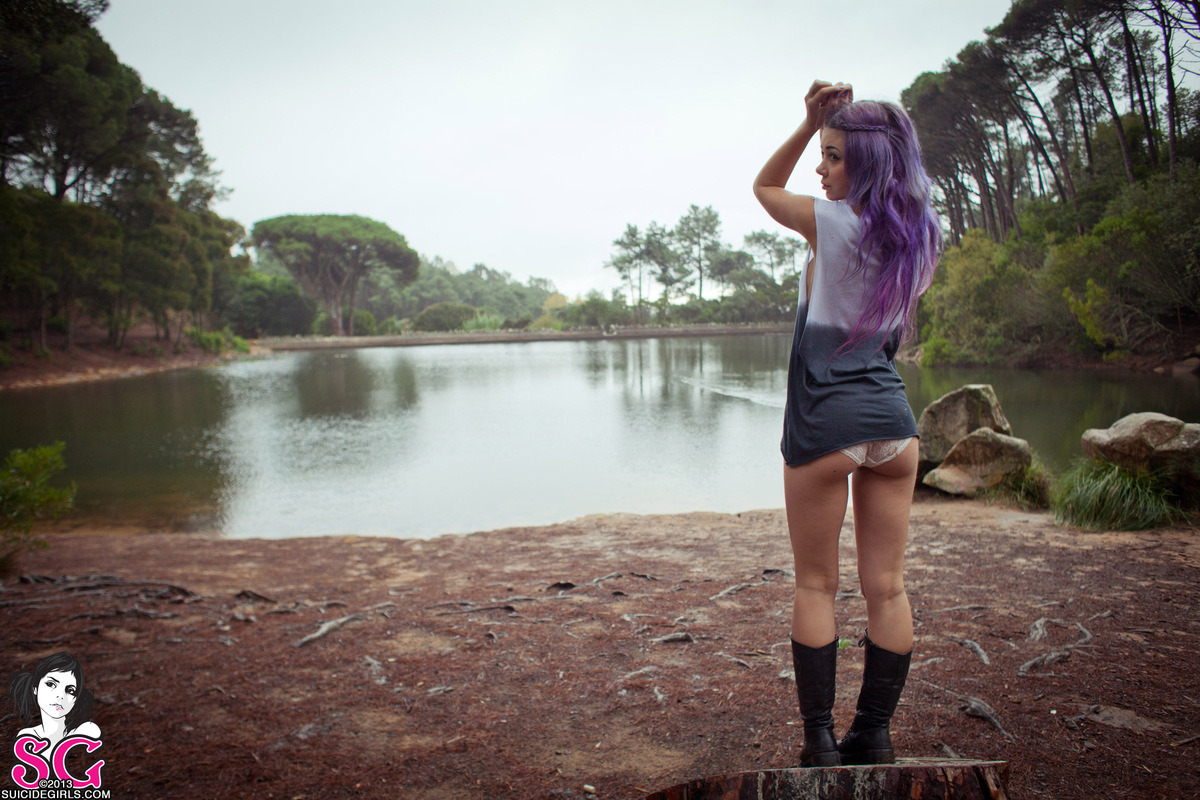 nakedsuicidegirls:  Plum - Wild Fox