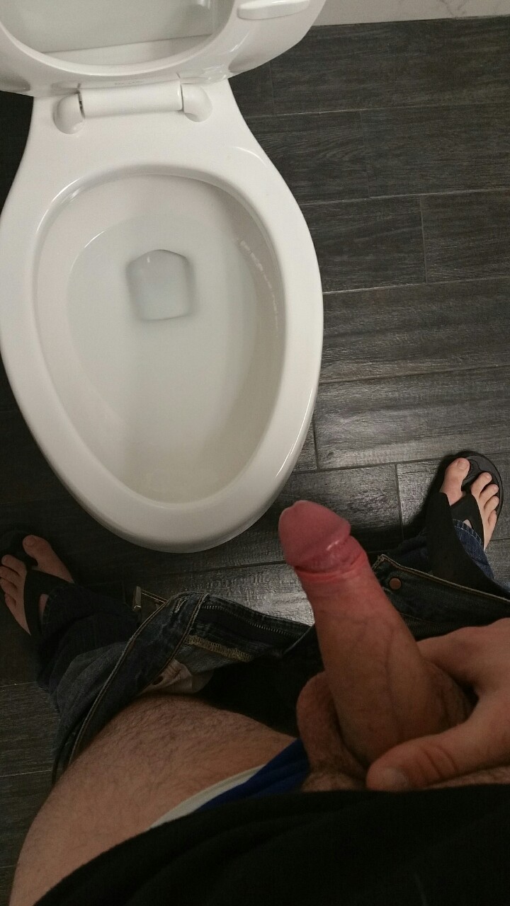 porkchop69yum:  This is for you @hairybarefootmen