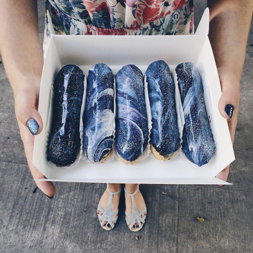 sixpenceee: Ukrainian pastry shop Musse Confectionery has created these amazing galaxy eclairs featu